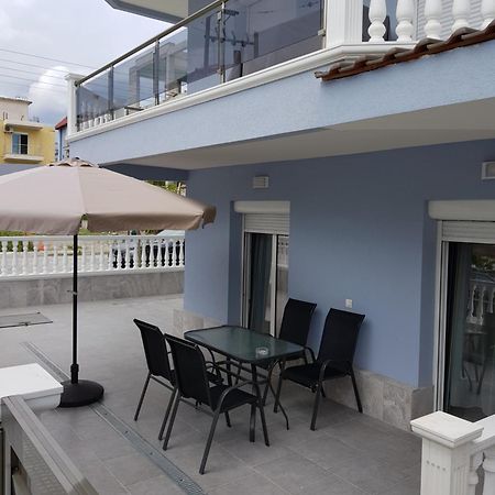 D&B Apartment 3 Paralía 외부 사진